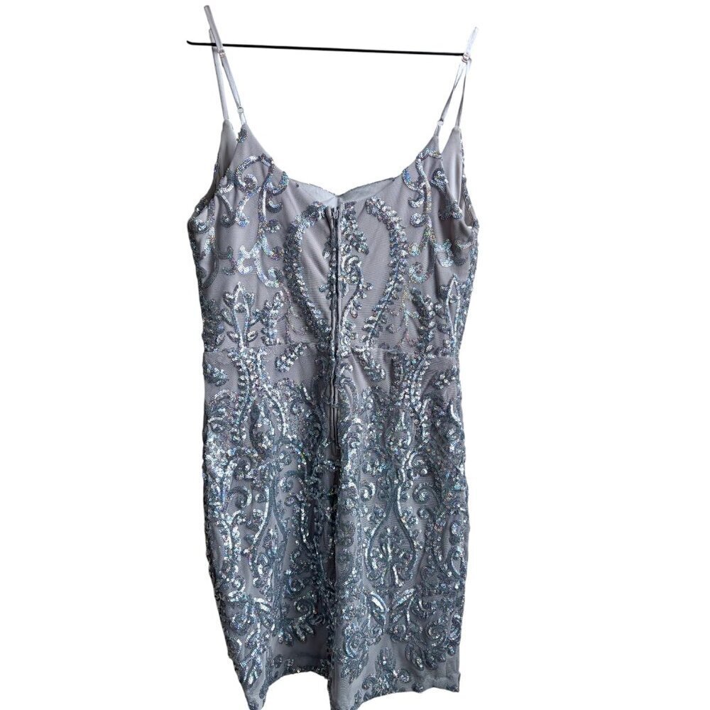 B. Darlin Formal Silver Sequin Bodycon Mini Dress Formal Homecoming - Picture 5 of 9